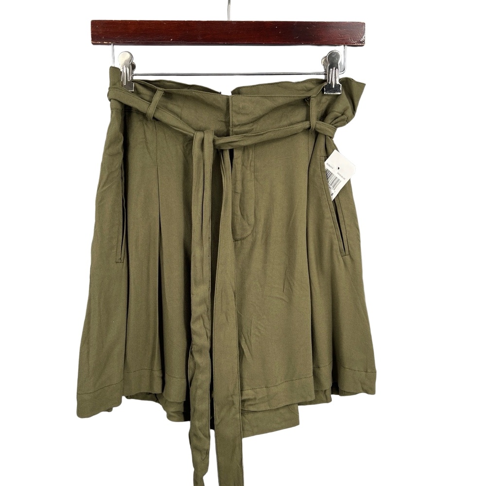 BB Dakota Women's Shorts Olive Green Tie-Waist Relaxed Loose Fit Size 8 New